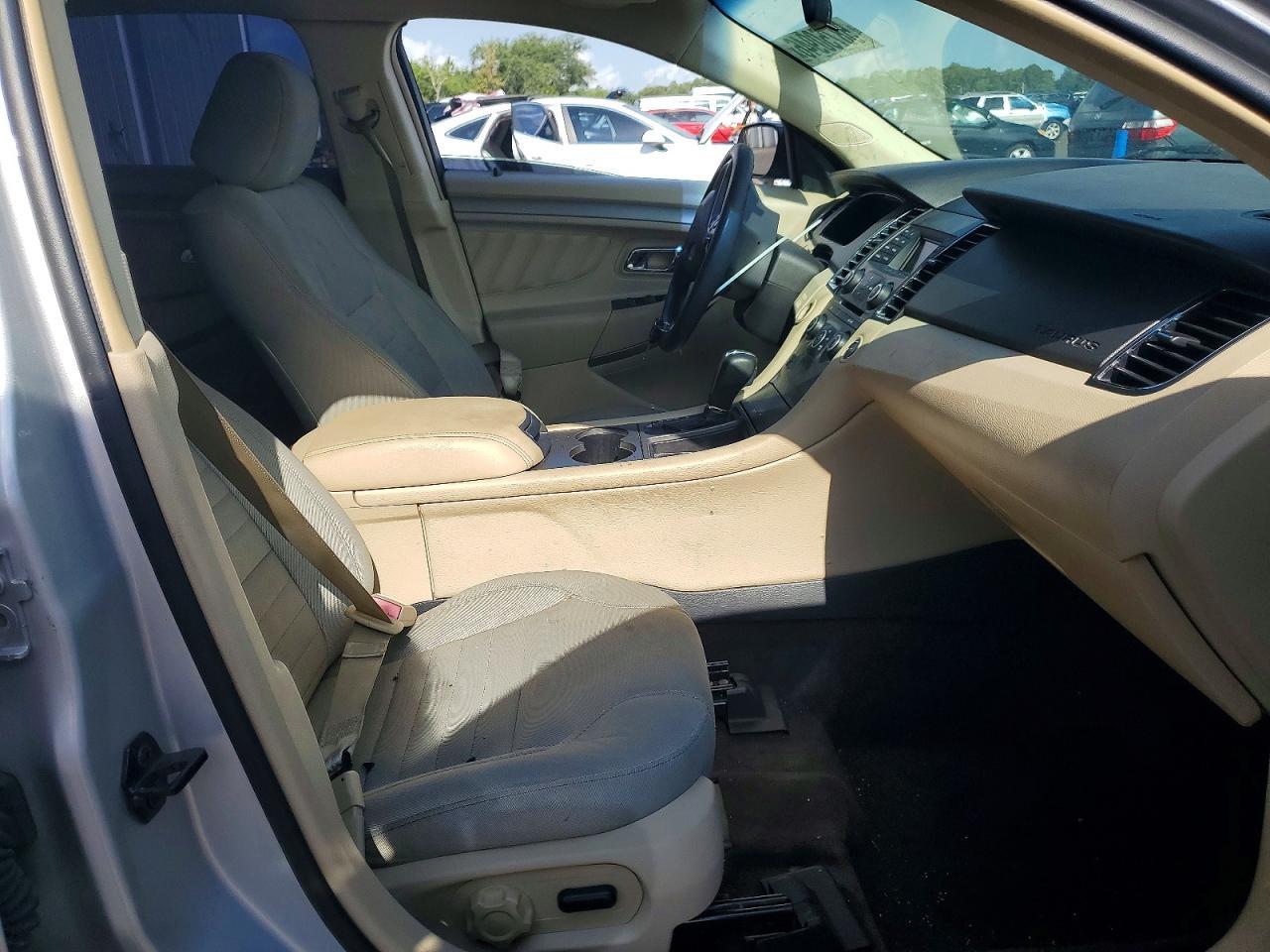 2013 Ford Taurus Se - Фото 7