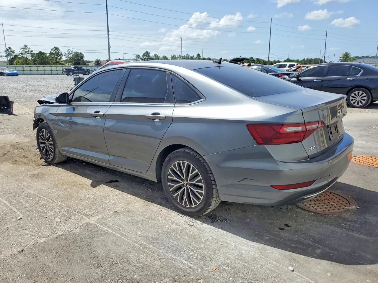 2021 Volkswagen Jetta S - Фото 2