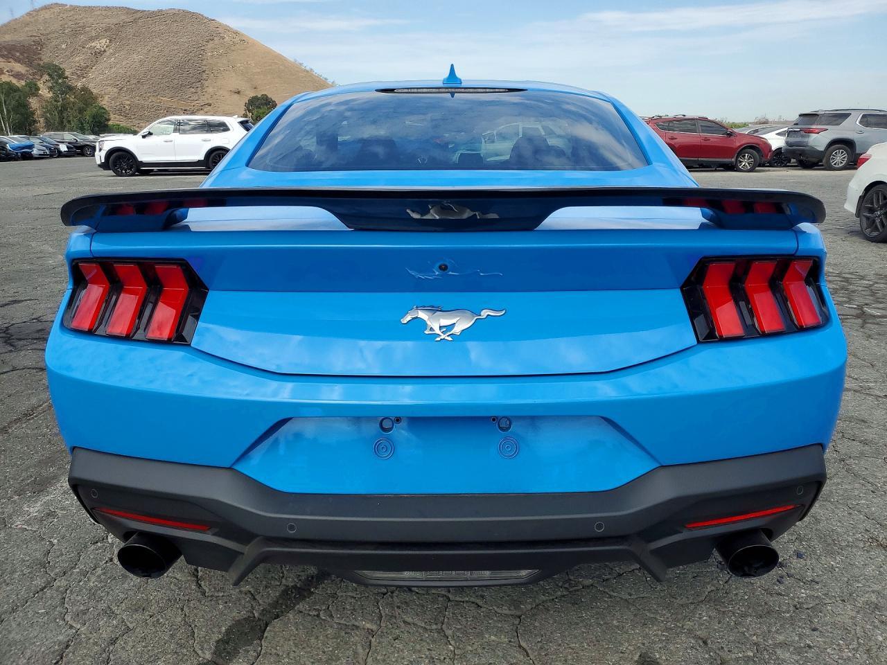 2024 Ford Mustang - Фото 6