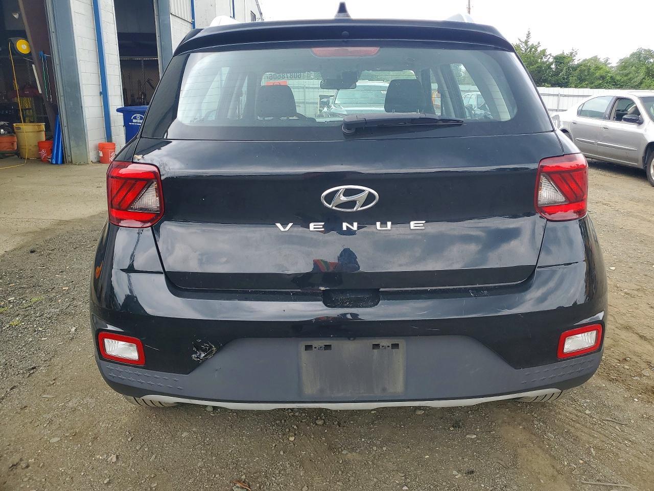 2021 Hyundai Venue Sel - Фото 6