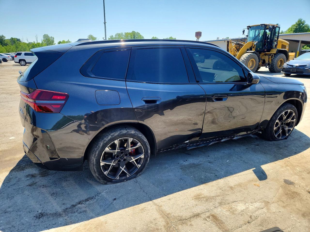 2025 BMW X3 30 xDrive - Фото 3