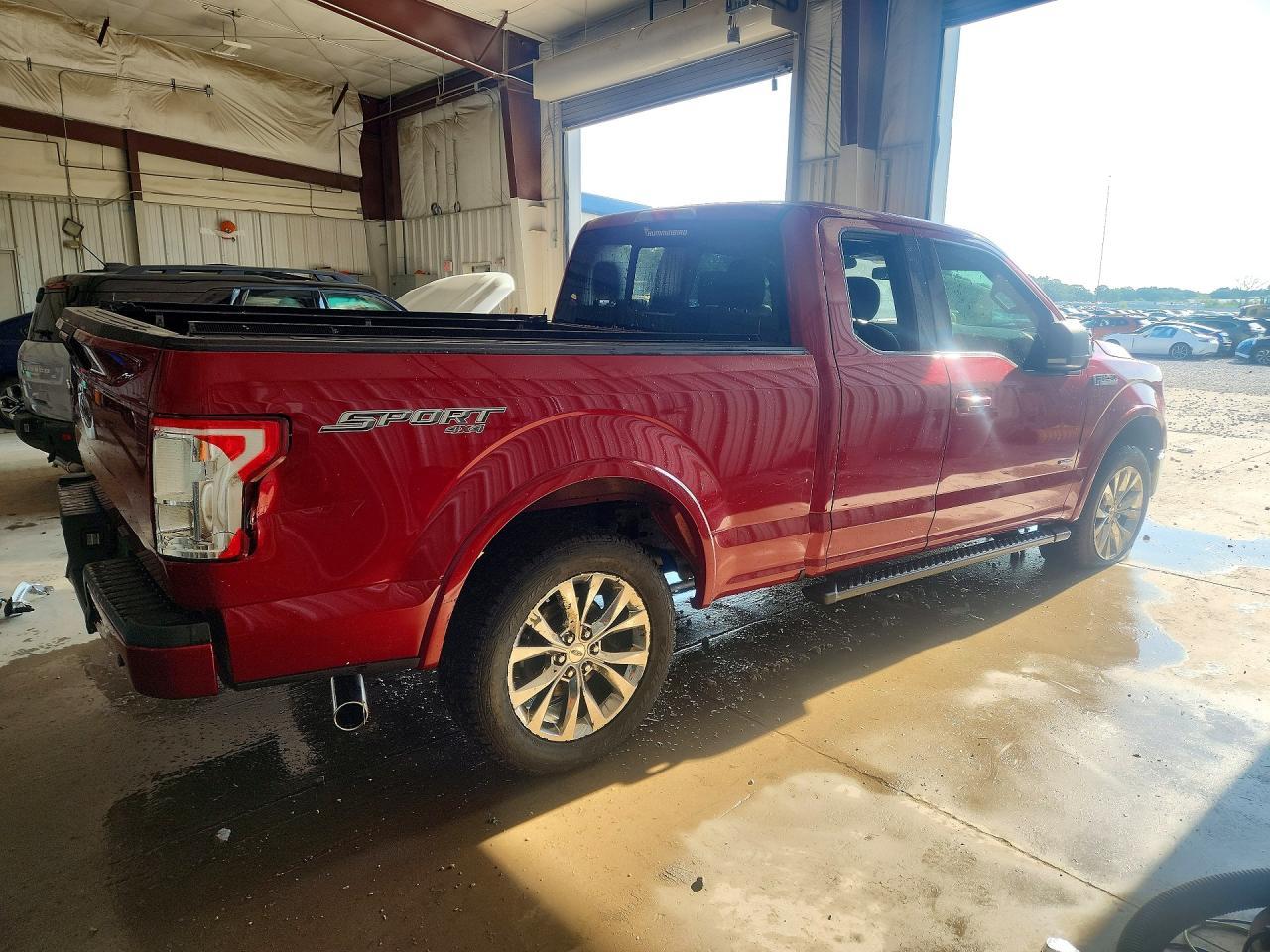 2015 Ford F150 Super Cab - Фото 3