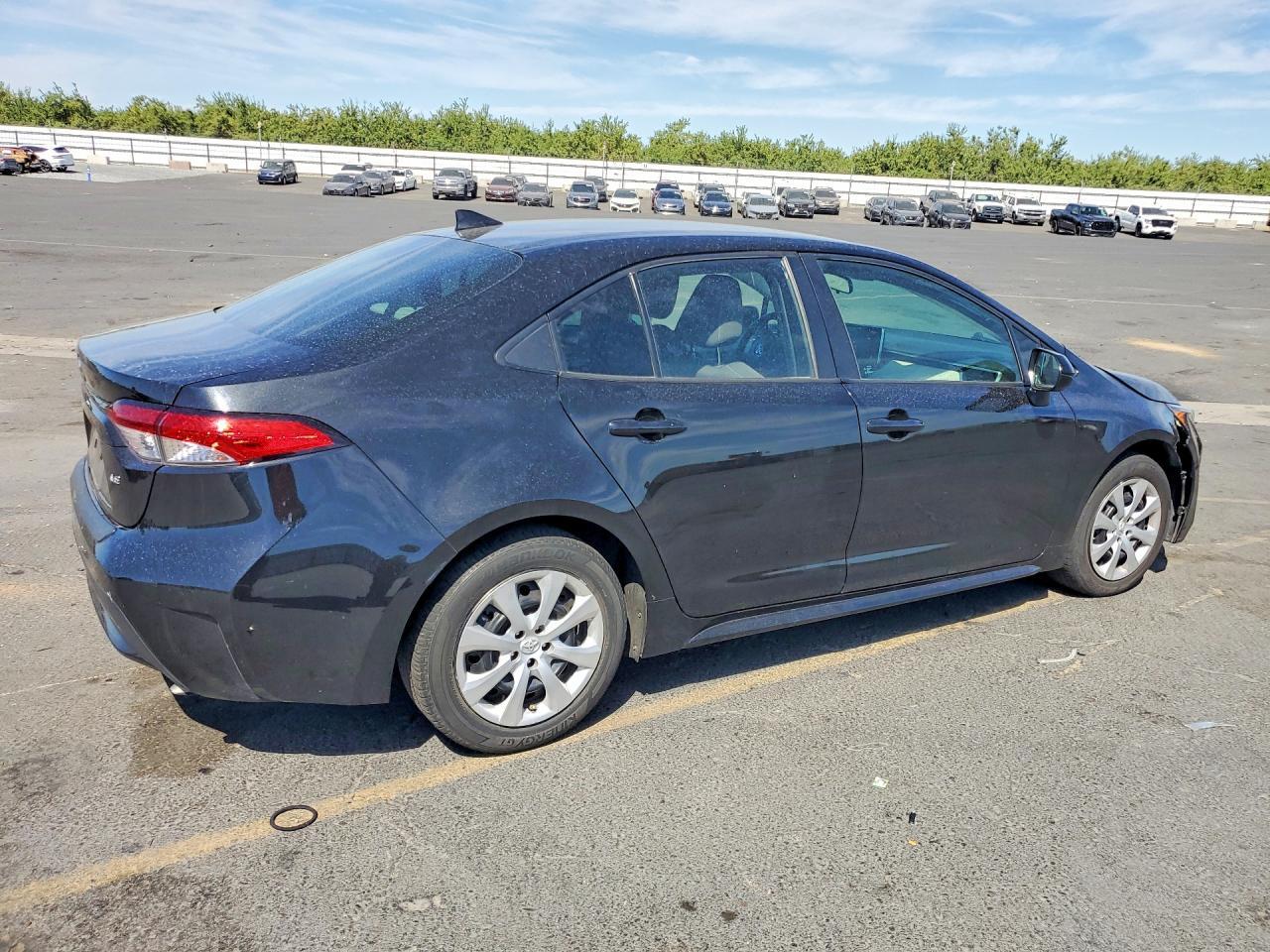 2020 Toyota Corolla Le - Фото 3