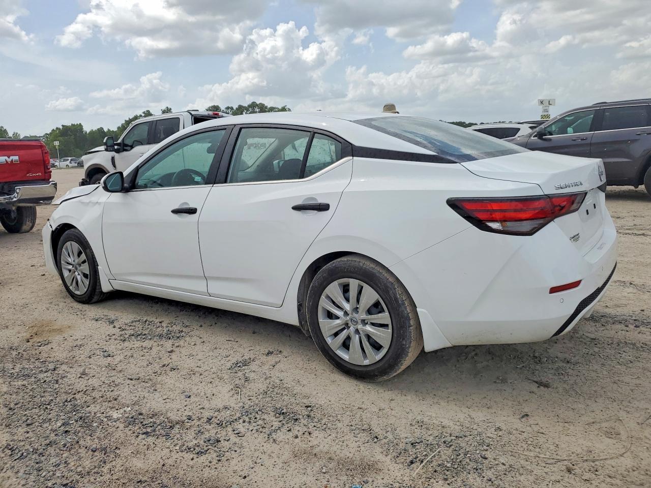 2024 Nissan Sentra S - Image 2