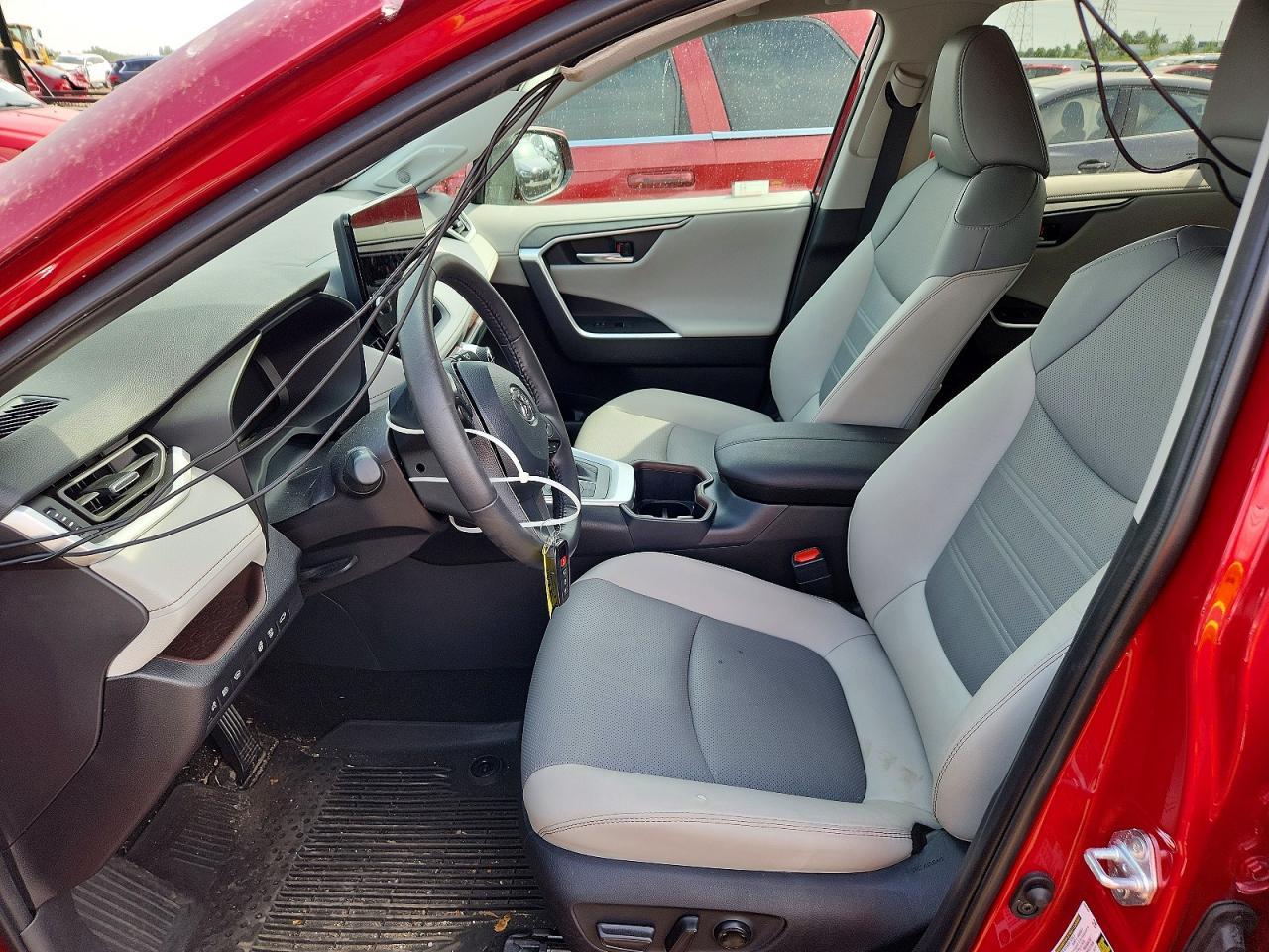 2025 Toyota Rav4 Limited - Фото 7