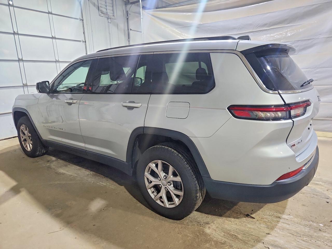 2021 Jeep Grand Cherokee L Limited - Фото 2