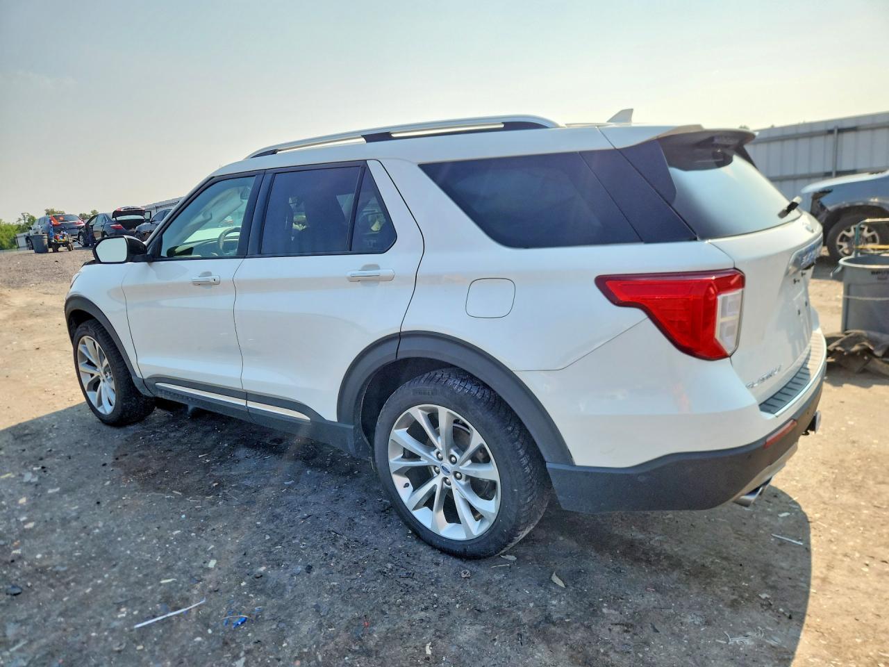 2021 Ford Explorer Platinum - Фото 2