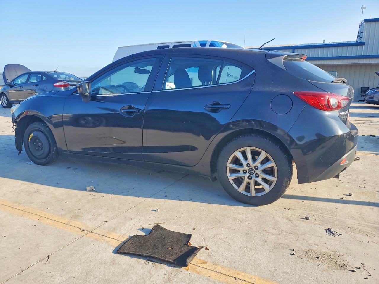 2014 Mazda 3 Touring - Image 2