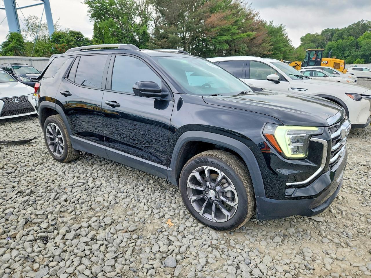 2025 GMC Terrain Elevation - Image 4