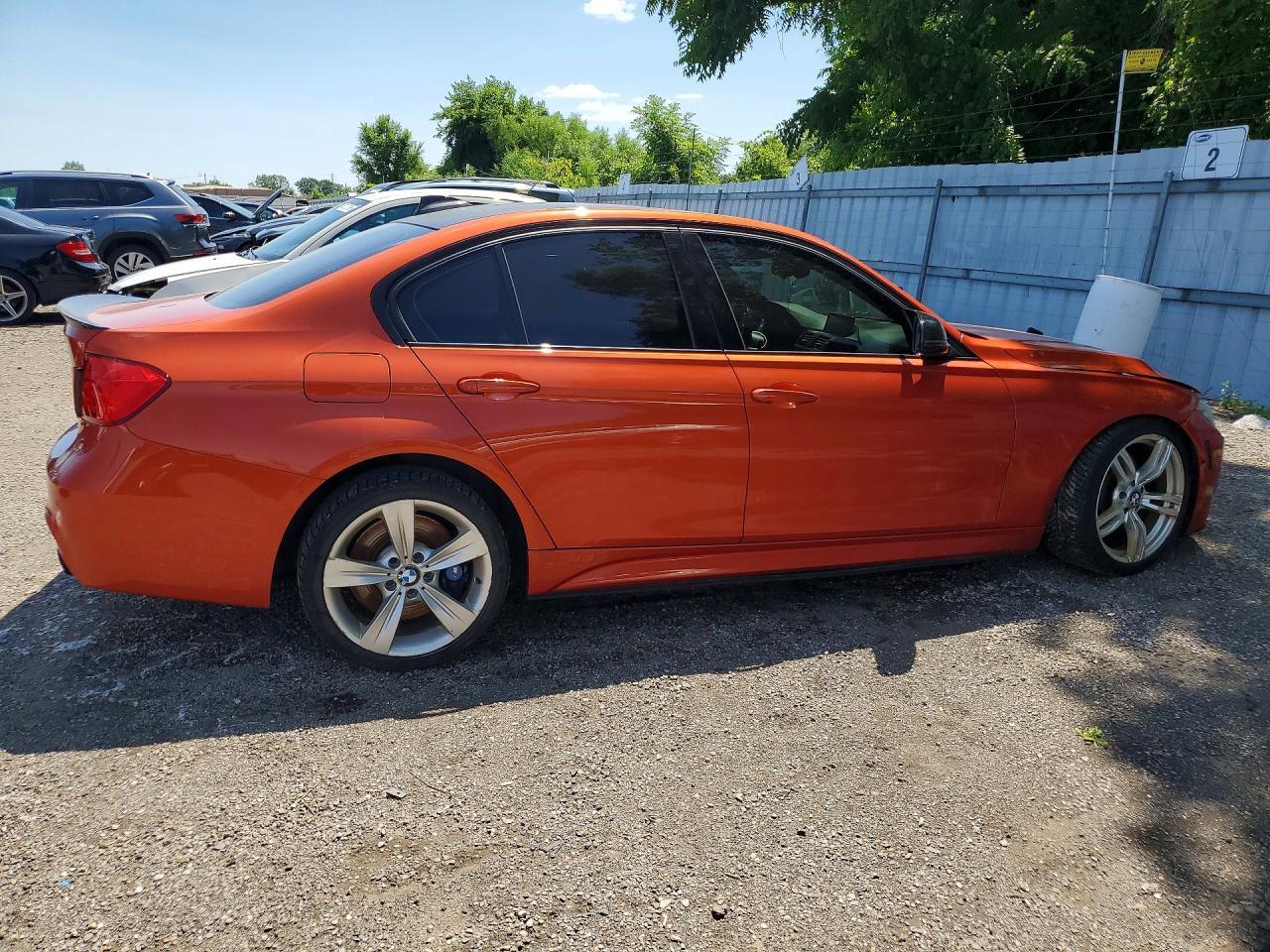 2014 BMW 335 Xi - Image 3