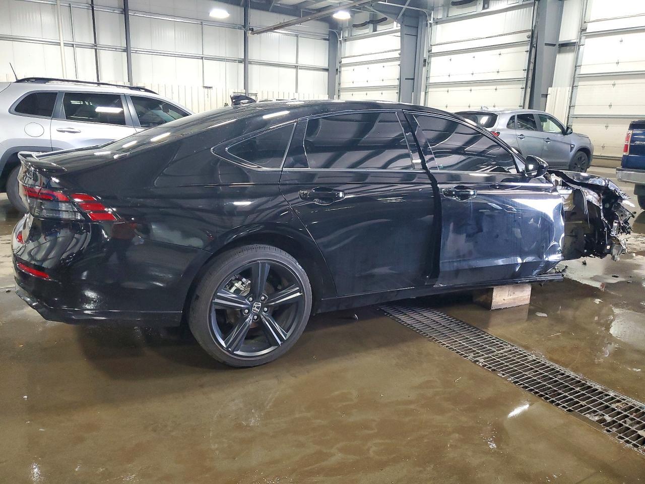 2025 Honda Accord Hybrid Sport-L - Фото 3