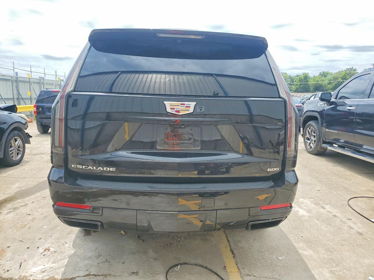 2025 Cadillac Escalade Sport - Фото 6