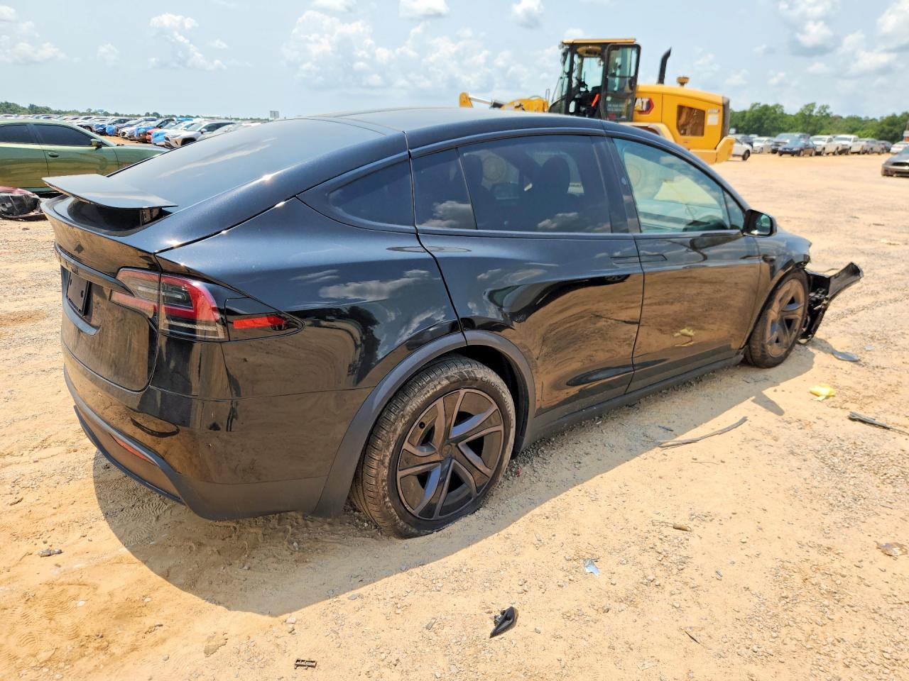 2026 Tesla Model X - Фото 3