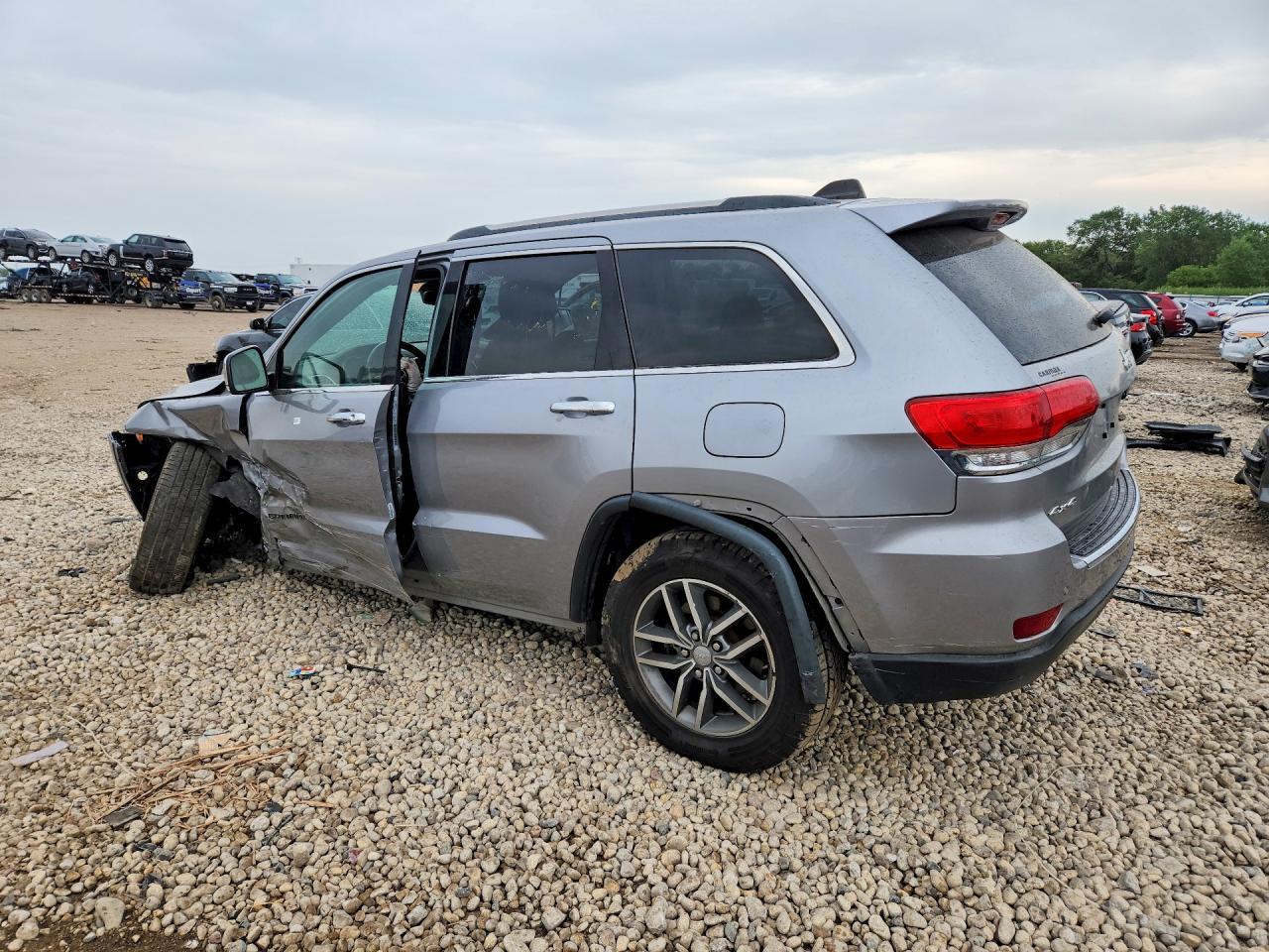 2018 Jeep Grand Cherokee Limited - Image 2