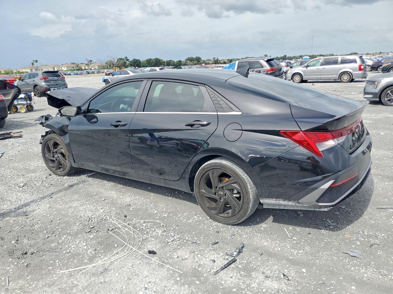 2026 Hyundai Elantra Sel Sport Premium - Фото 2