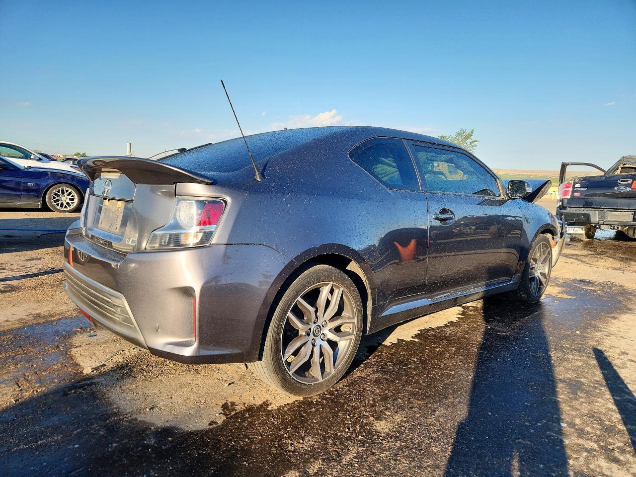 2016 Scion Tc Base - Image 3