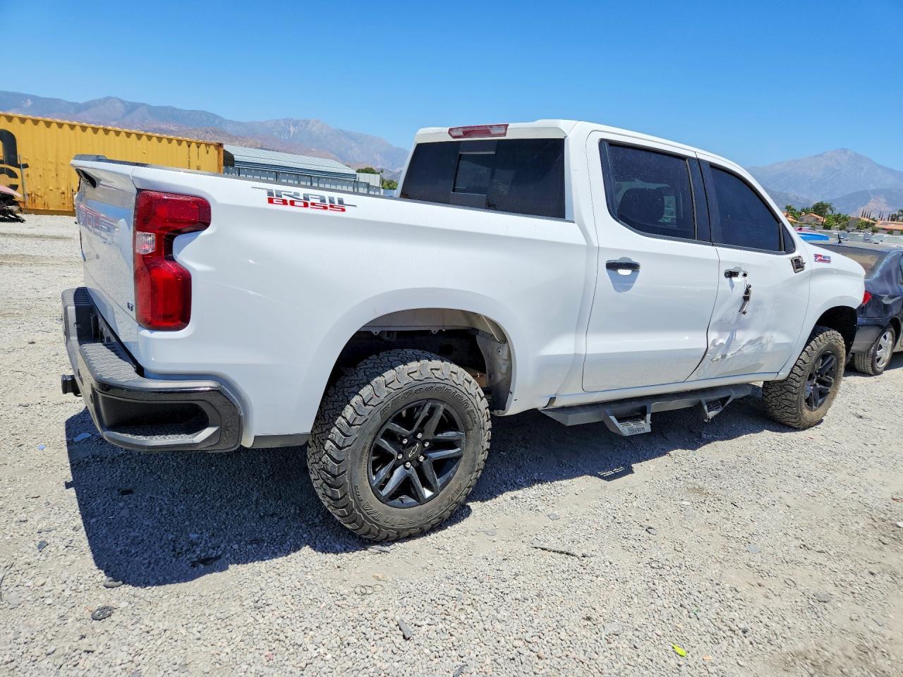 2021 Chevrolet Silverado K1500 Lt Trail Boss - Фото 3