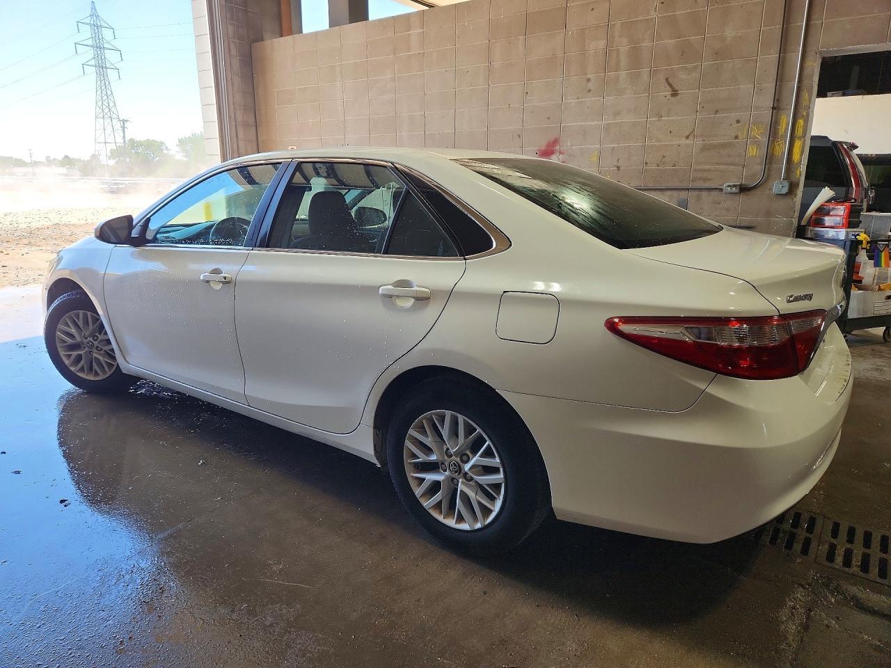 2016 Toyota Camry Le - Image 2