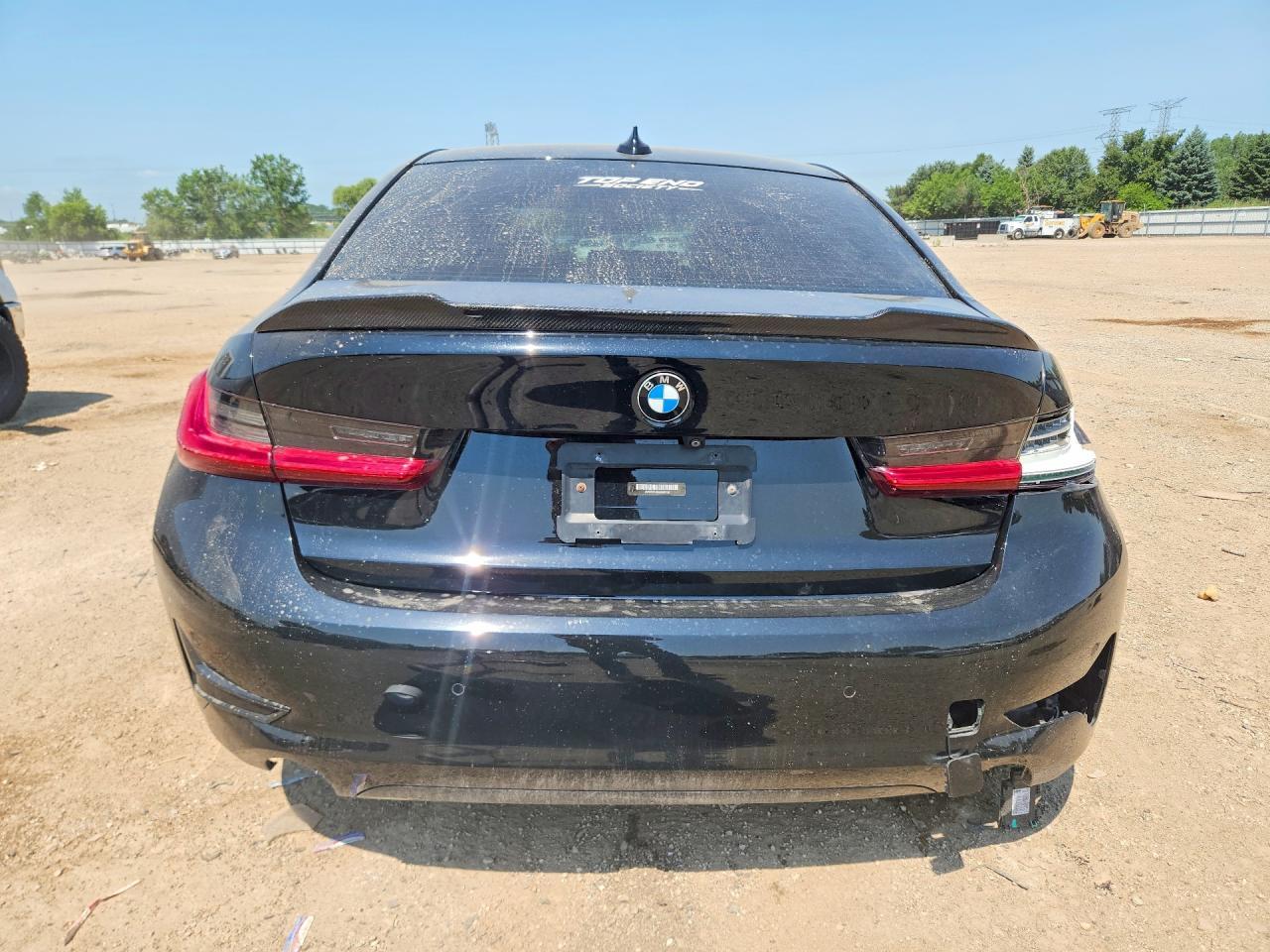 2020 BMW 330Xi - Фото 6