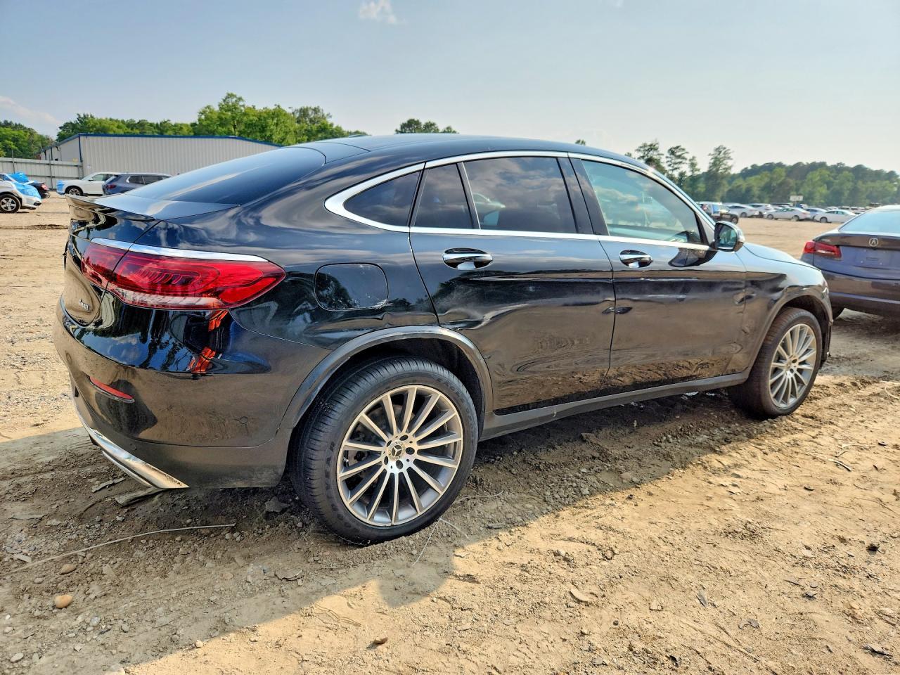 2021 Mercedes-Benz Glc Coupe 300 4Matic - Фото 3