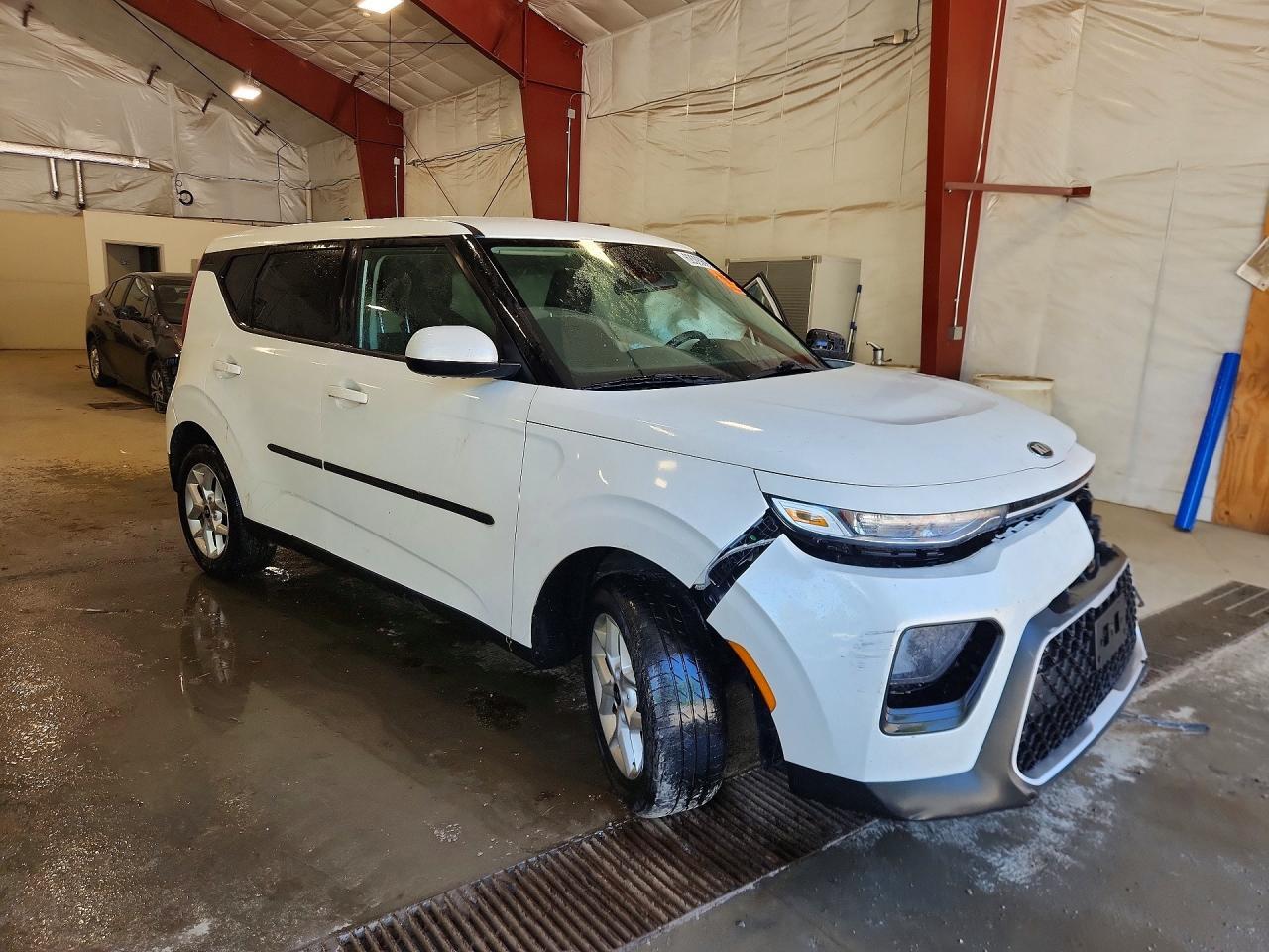 2020 Kia Soul S - Image 4