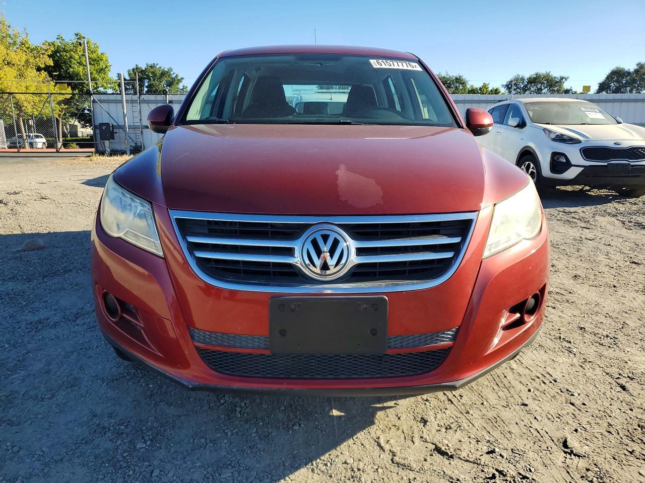 2010 Volkswagen Tiguan S/Se/Sel - Image 5