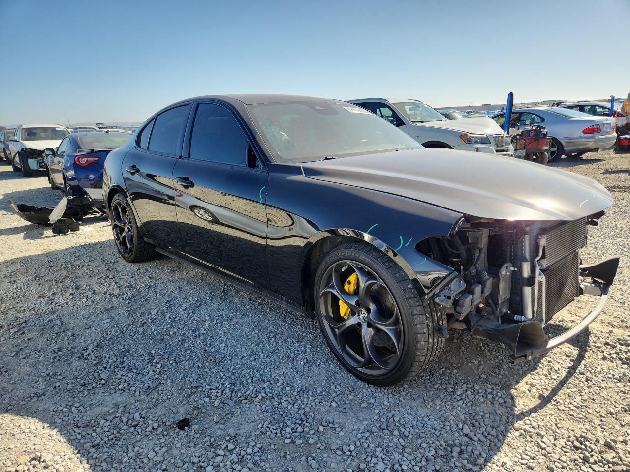 2020 Alfa Romeo Giulia Ti - Фото 4