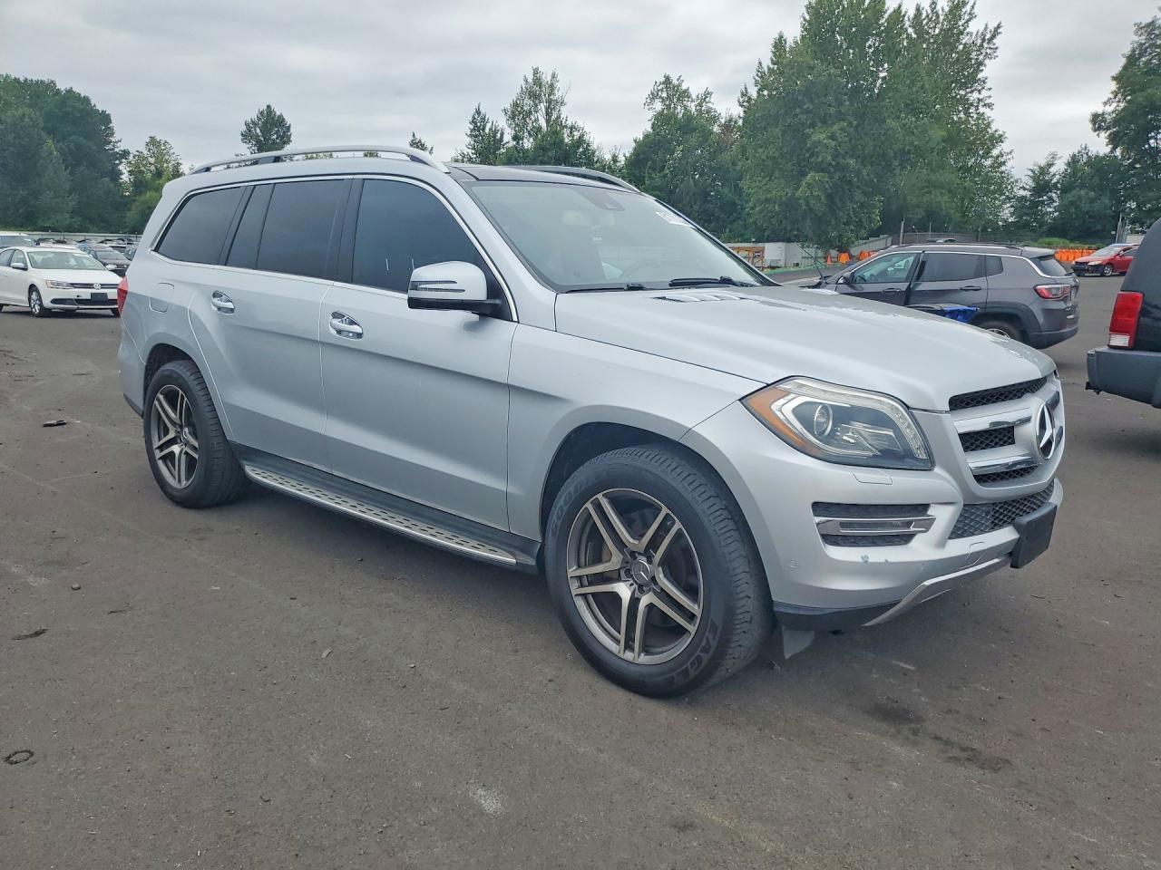 2013 Mercedes-Benz Gl 450 4Matic - Image 4