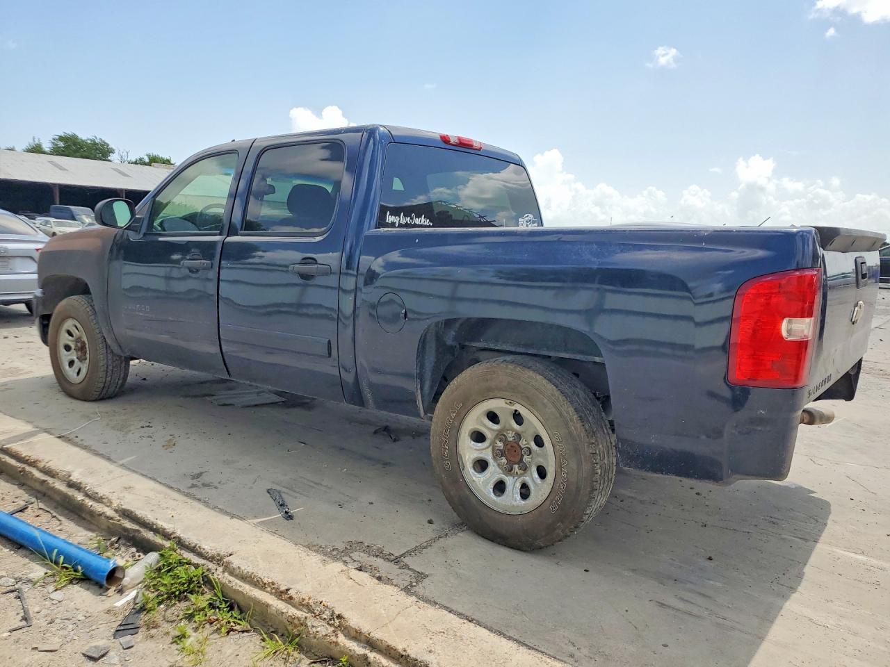 2008 Chevrolet Silverado C1500 - Фото 2