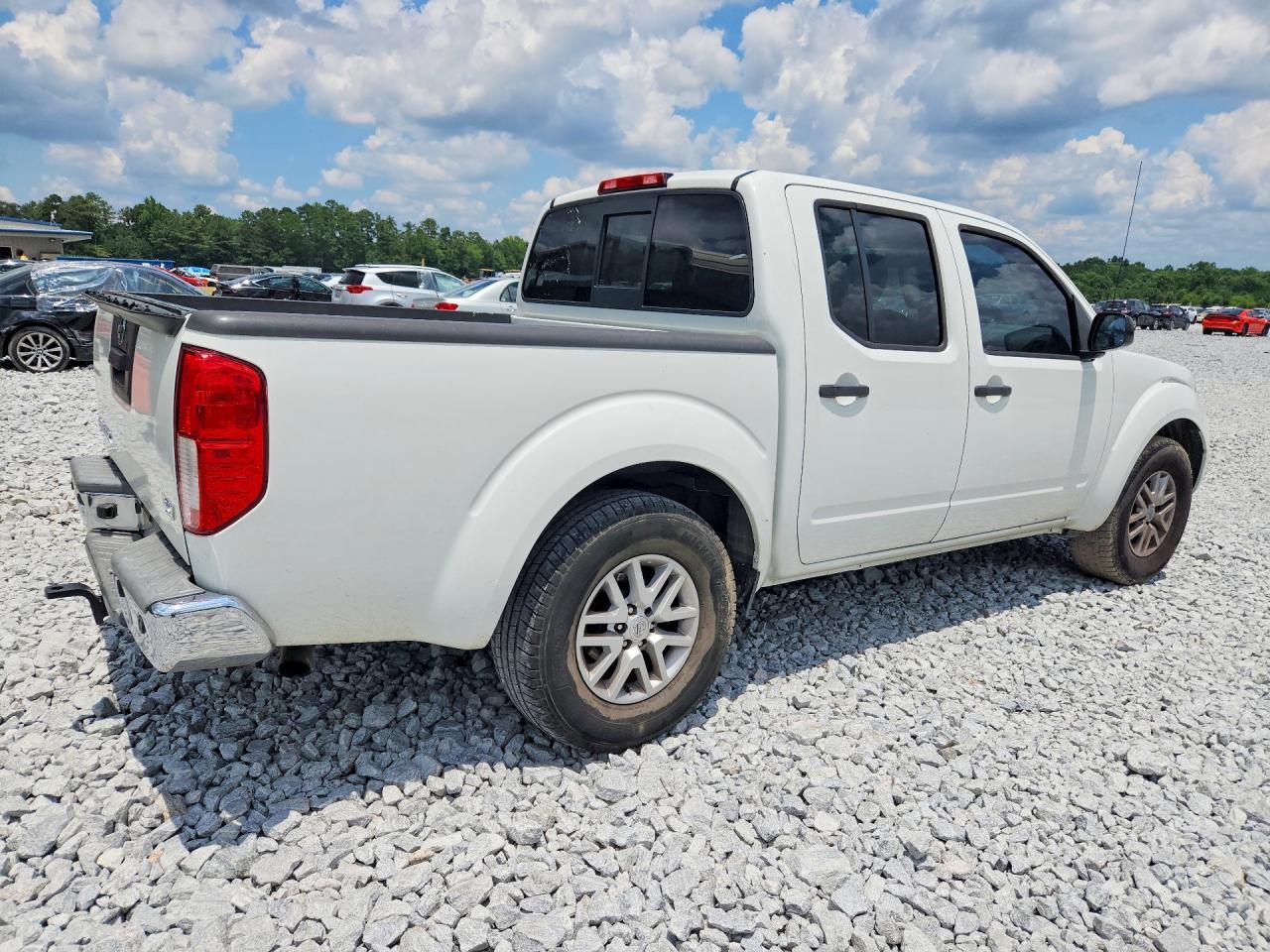 2016 Nissan Frontier S - Фото 3