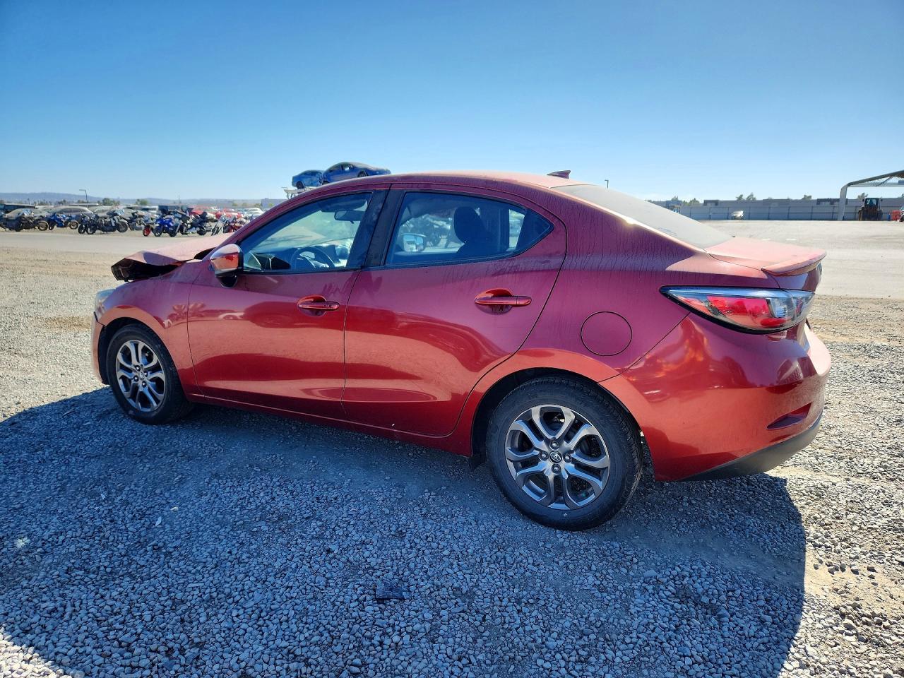 2019 Toyota Yaris - Image 2