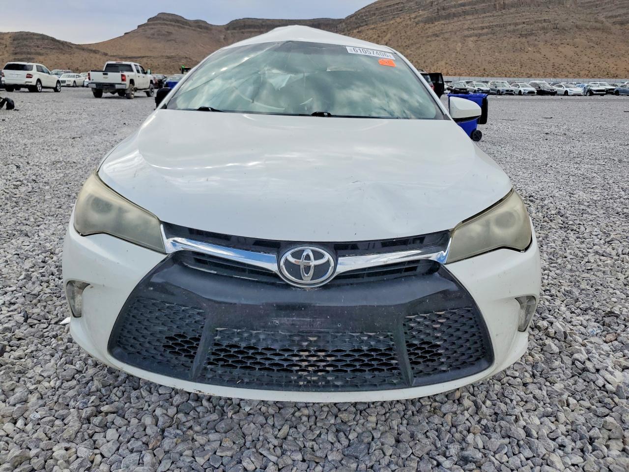 2017 Toyota Camry Se - Image 5