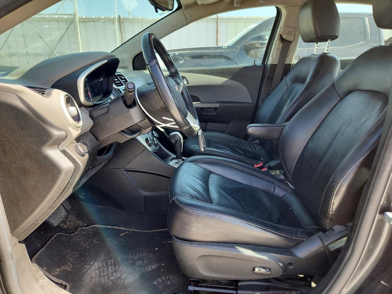 2019 Chevrolet Sonic Premier - Image 7