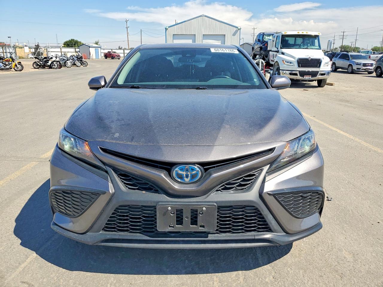 2021 Toyota Camry Se - Фото 5