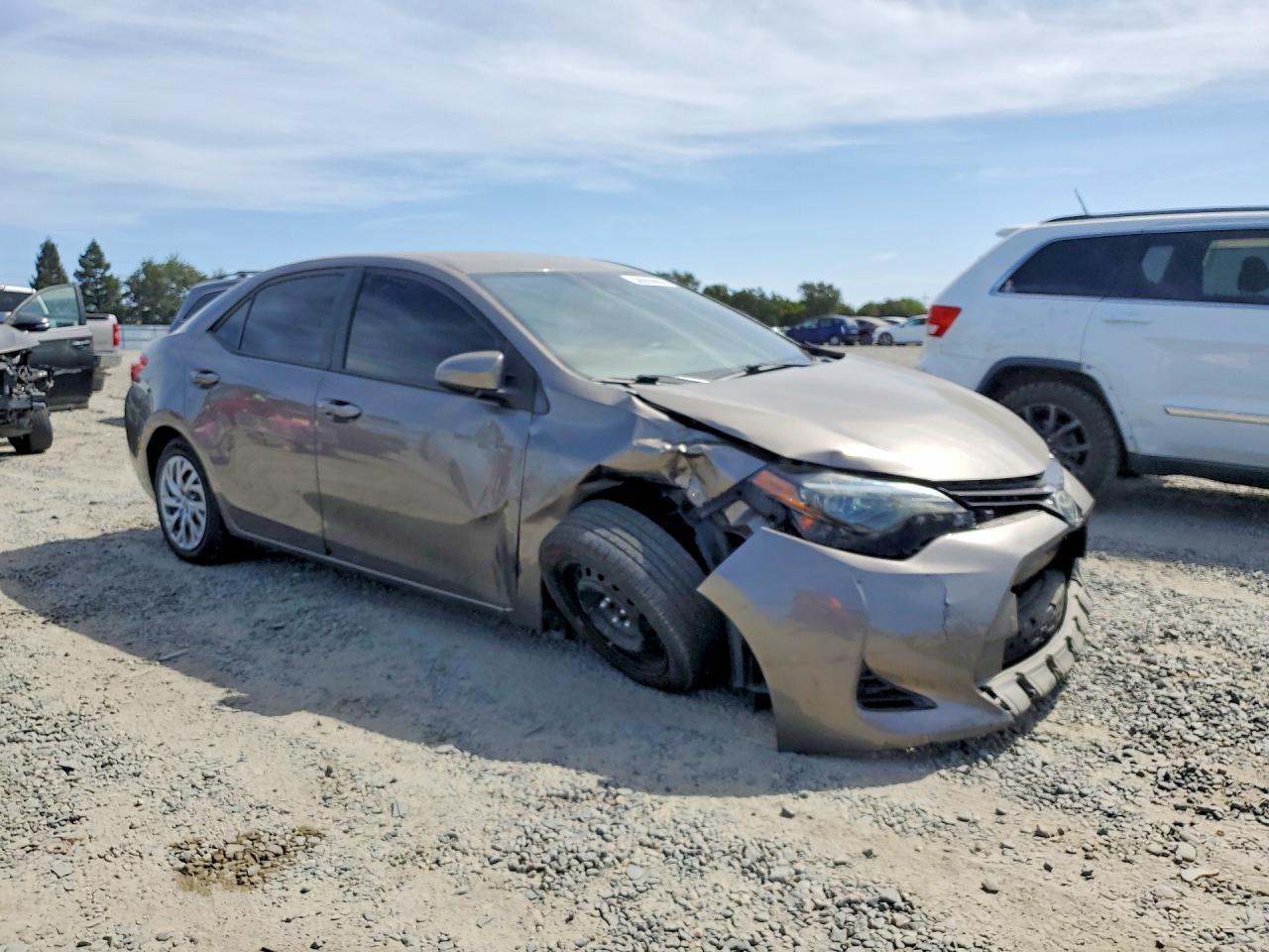 2018 Toyota Corolla Le - Image 4