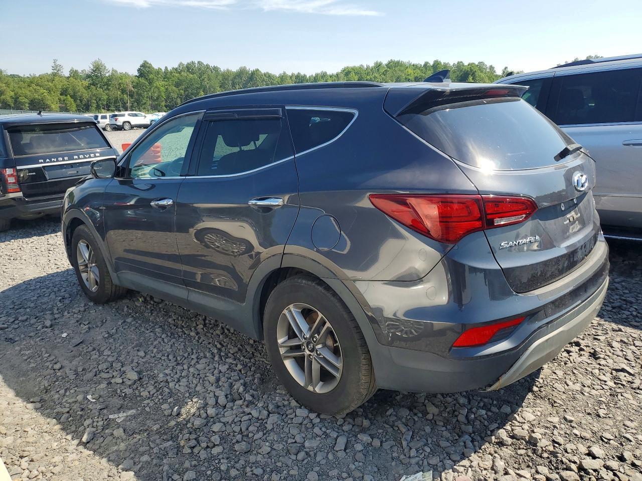 2017 Hyundai Santa Fe - Фото 2