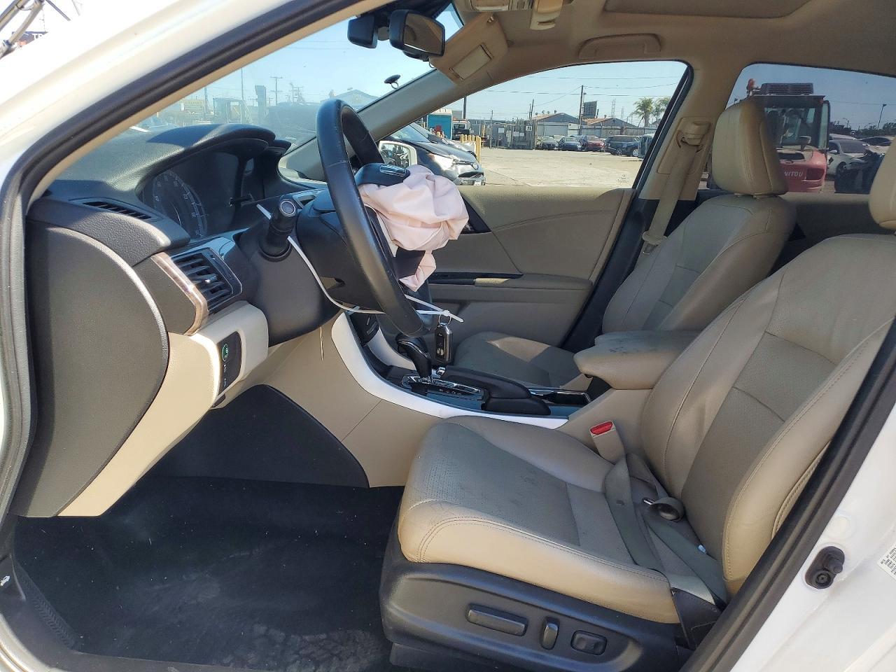 2017 Honda Accord Touring - Фото 7