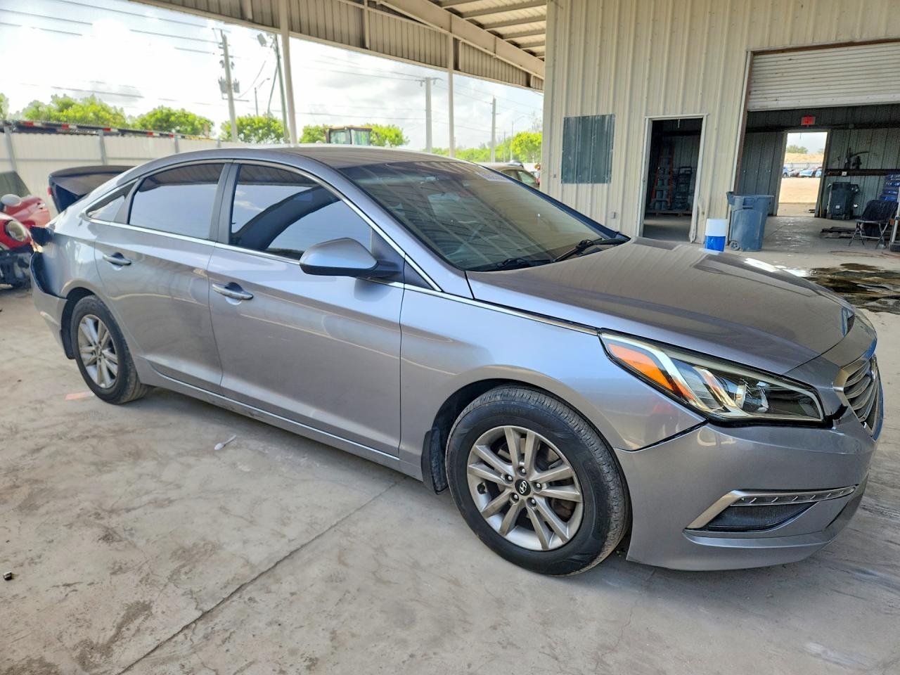 2015 Hyundai Sonata Se - Фото 4