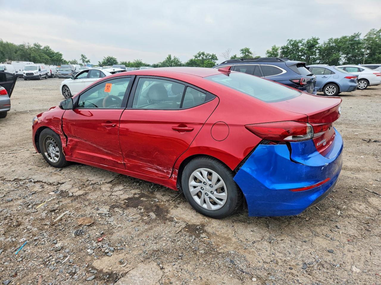 2017 Hyundai Elantra Se - Image 2