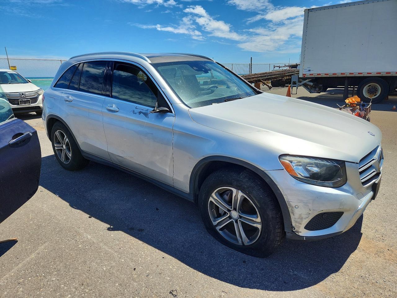2017 Mercedes-Benz Glc 300 - Фото 4