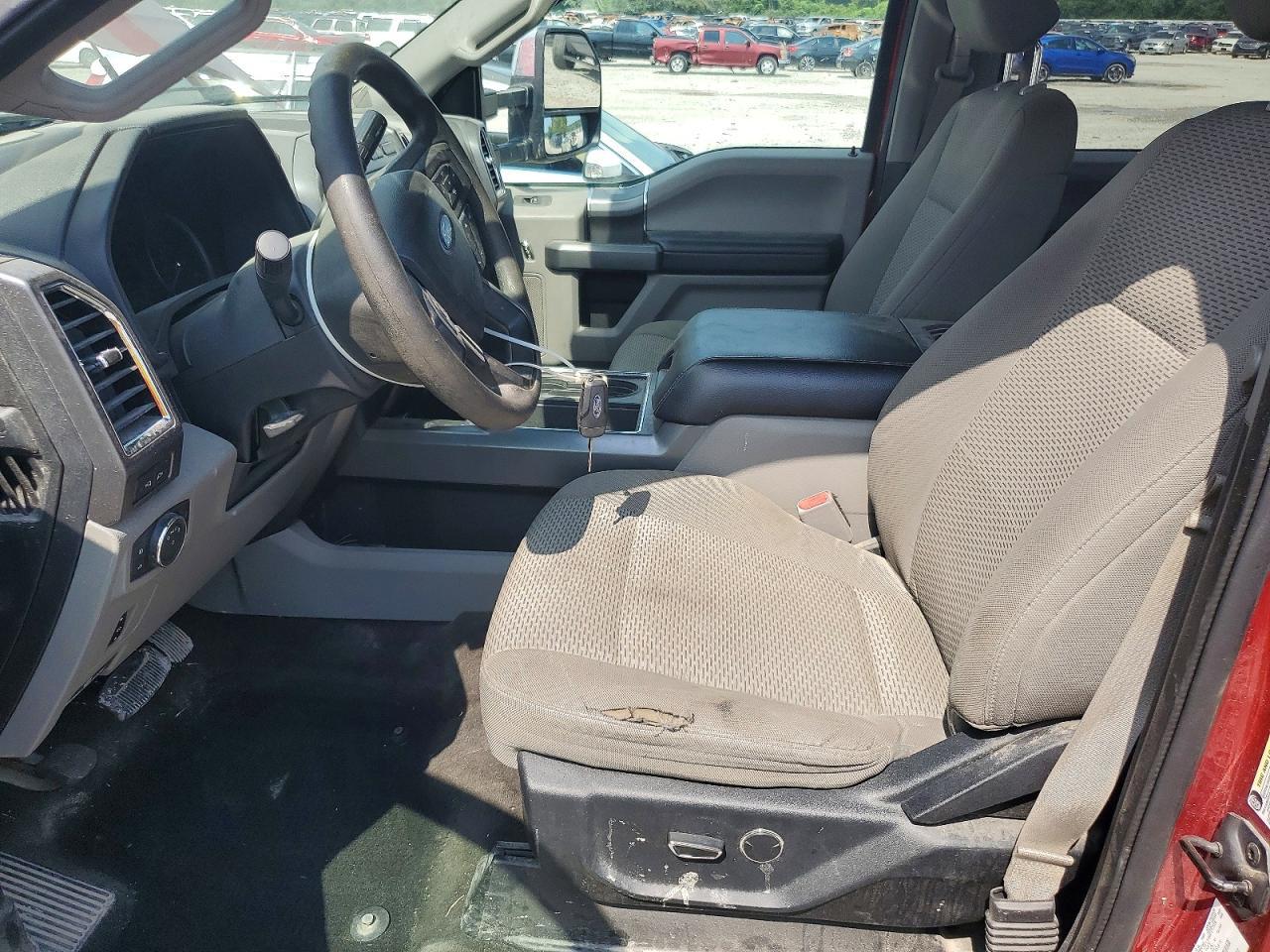 2017 Ford F250 Super Duty - Фото 7
