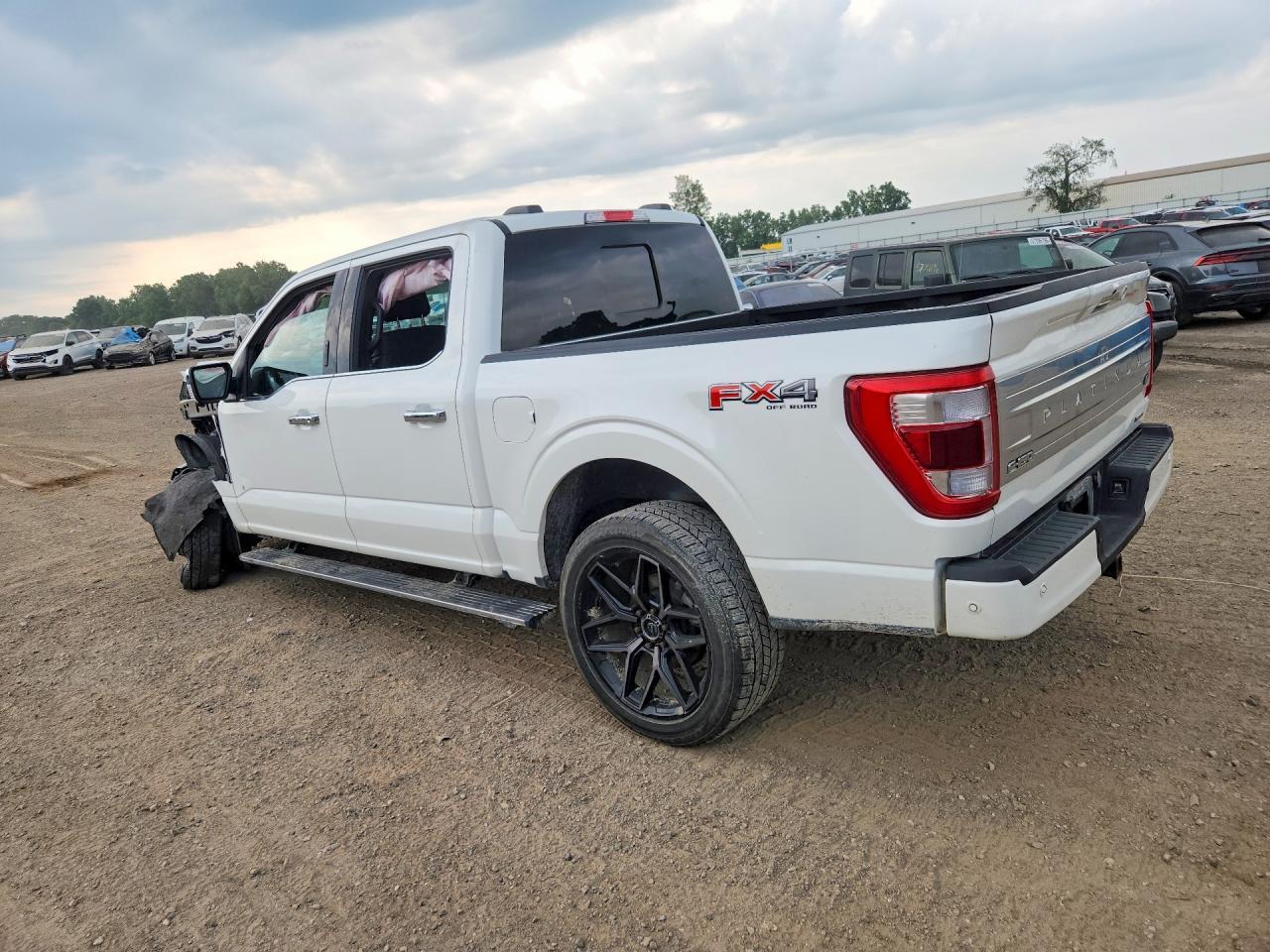 2023 Ford F150 Supercrew - Фото 2