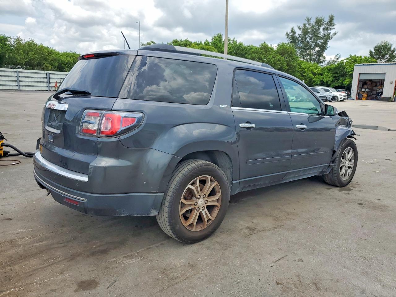 2013 GMC Acadia Slt-1 - Image 3