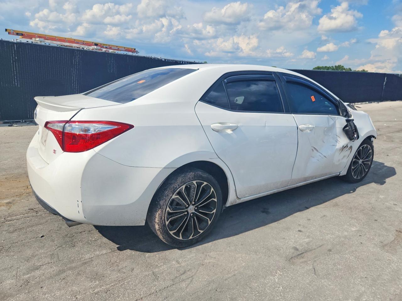 2015 Toyota Corolla S Plus - Image 3