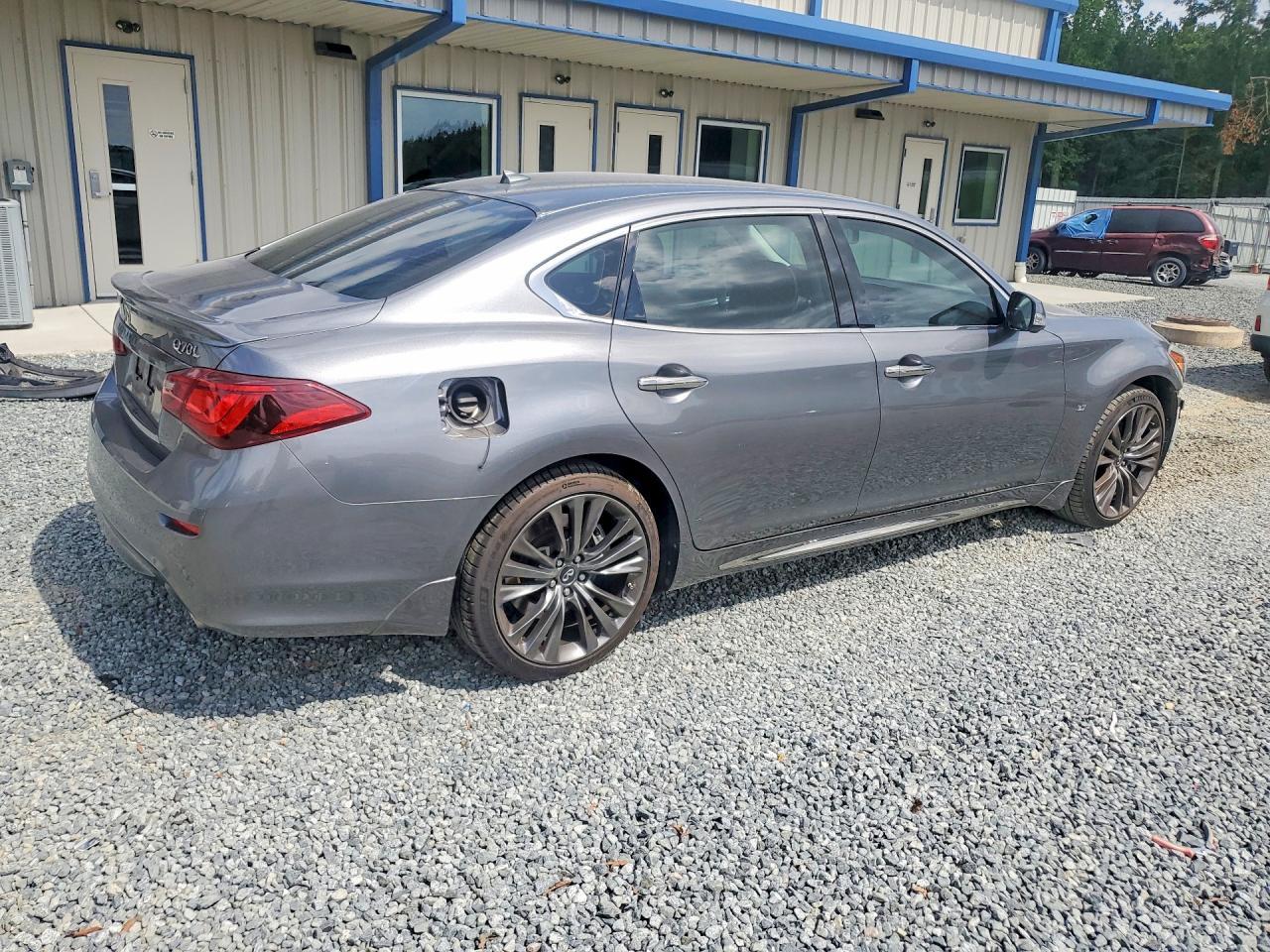 2018 Infiniti Q70L 3.7 Luxe - Фото 3