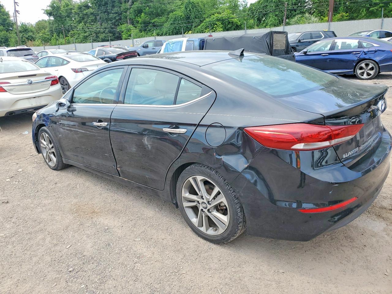 2017 Hyundai Elantra Limited - Фото 2