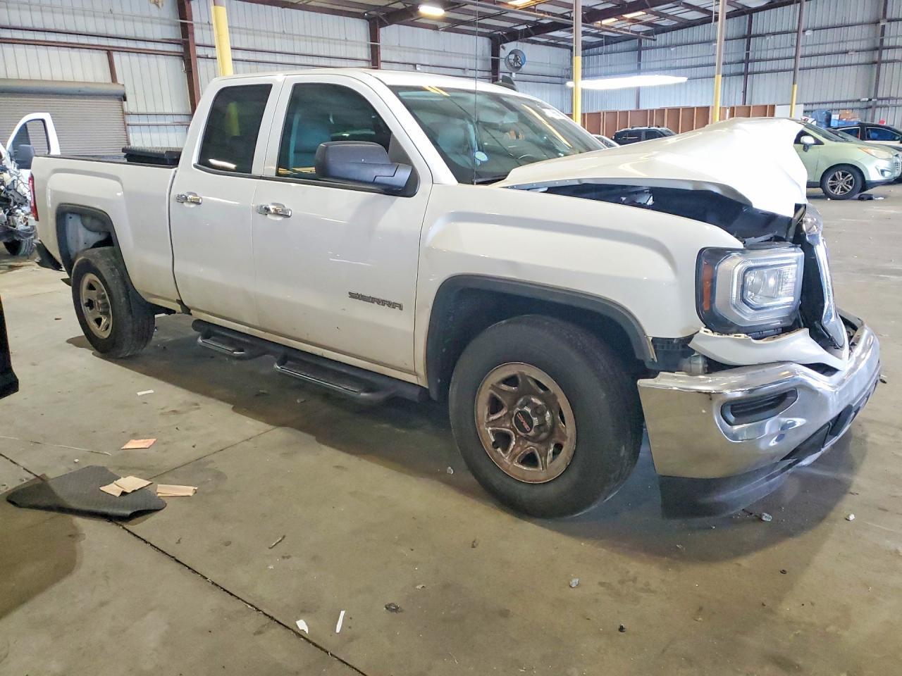 2017 GMC Sierra C1500 - Фото 4