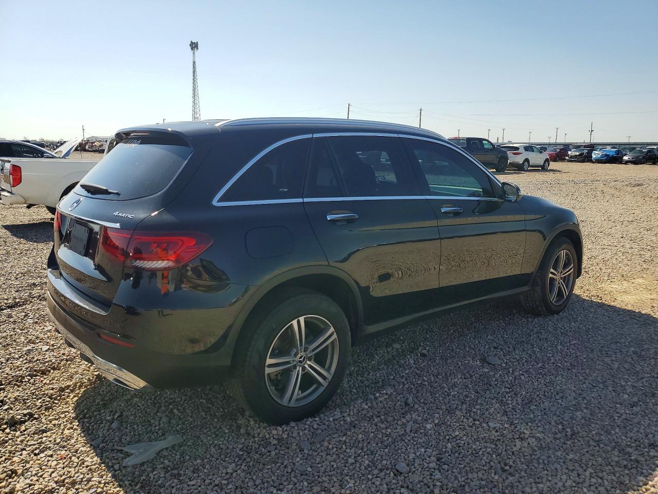 2020 Mercedes-Benz Glc 300 4Matic - Image 3