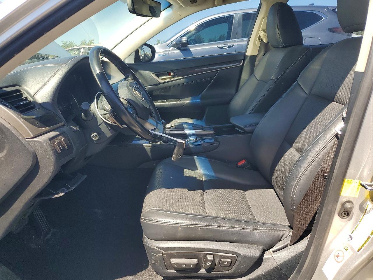 2016 Lexus Gs 200T Base - Image 7