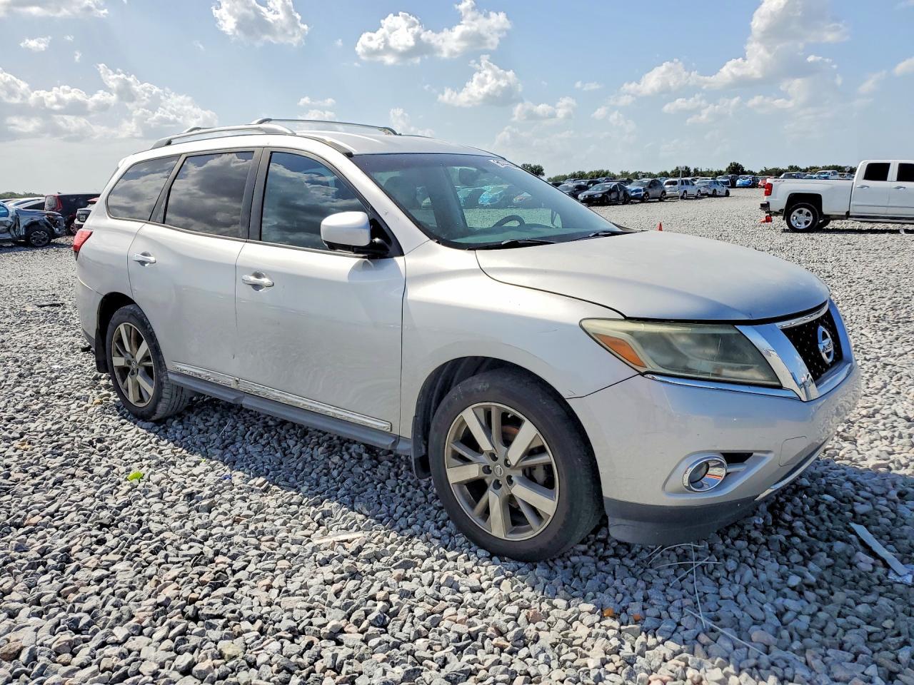 2013 Nissan Pathfinder S - Фото 4